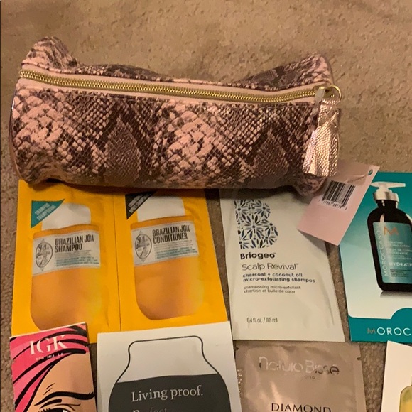 Large Bundle of Skincare and Makeup - Picture 7 of 7